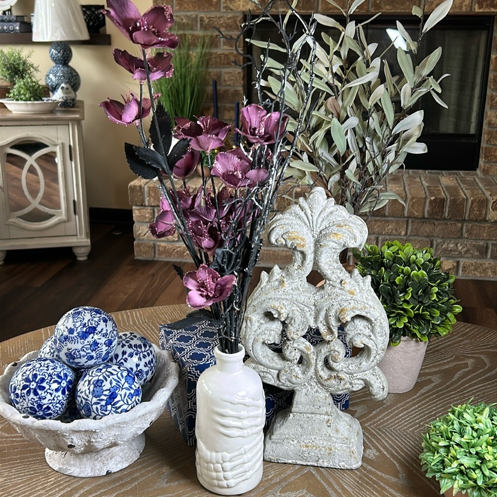NEW! Halloween Vintage Inspired Ceramic Gothic Skeleton Floral Centerpiec